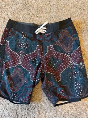 VISSLA Black Swim Board Shorts with Multicolor Dot Pattern